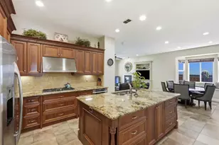 6817 Vilamoura Way, Elk Grove, CA 95757 - Photo 21