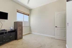 6817 Vilamoura Way, Elk Grove, CA 95757 - Photo 33
