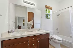 6817 Vilamoura Way, Elk Grove, CA 95757 - Photo 9