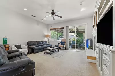 6817 Vilamoura Way, Elk Grove, CA 95757 - Photo 15
