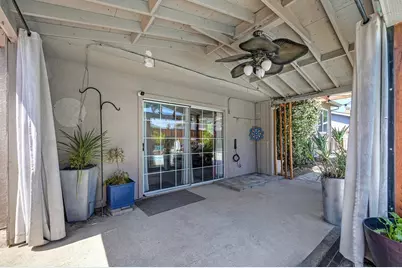 8250 Majestic Oak Way, Citrus Heights, CA 95610 - Photo 19