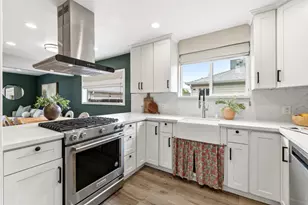5517 Helen Wy, Sacramento, CA 95822 - Photo 17