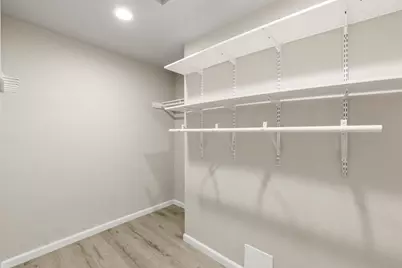 5517 Helen Way, Sacramento, CA 95822 - Photo 35