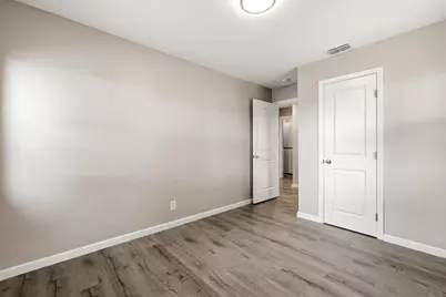 5517 Helen Way, Sacramento, CA 95822 - Photo 43