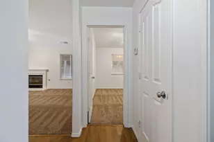 1350 S Grand St, Visalia, CA 93292 - Photo 37