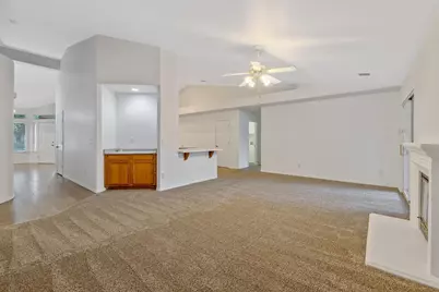 1350 S Grand Street, Visalia, CA 93292 - Photo 21
