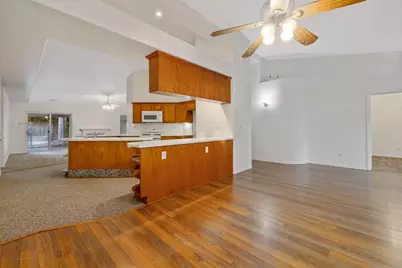 1350 S Grand Street, Visalia, CA 93292 - Photo 13