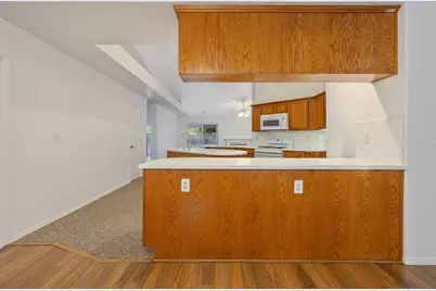 1350 S Grand Street, Visalia, CA 93292 - Photo 15