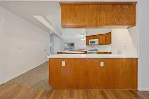 1350 S Grand St, Visalia, CA 93292 - Photo 15