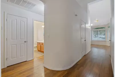 1350 S Grand Street, Visalia, CA 93292 - Photo 33