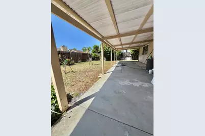 8204 Essen Way, Sacramento, CA 95823 - Photo 13