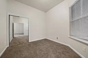 9728 Sand Hollow Way, Elk Grove, CA 95757 - Photo 9