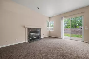 9728 Sand Hollow Way, Elk Grove, CA 95757 - Photo 11