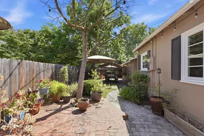 301 Coloma Way, Sacramento, CA 95819 - Photo 27