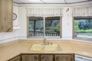 4940 Holly Dr, Shingle Springs, CA 95682 - Photo 9