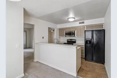 750 Del Verde Circle #6, Sacramento, CA 95833 - Photo 17