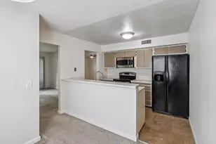 750 Del Verde Cir, Sacramento, CA 95833 - Photo 17