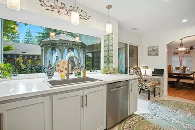 202 Dunbarton Circle, Sacramento, CA 95825 - Photo 7