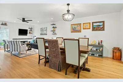 202 Dunbarton Circle, Sacramento, CA 95825 - Photo 3