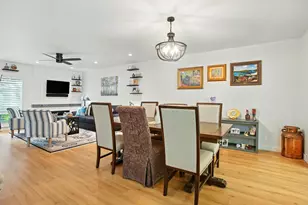 202 Dunbarton Cir, Sacramento, CA 95825 - Photo 3