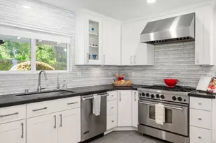 4201 Fair Oaks Blvd, Sacramento, CA 95864 - Photo 9
