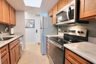 2496 Larkspur Ln, Sacramento, CA 95825 - Photo 17