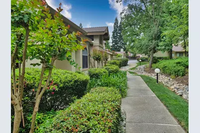 7513 Creekridge Lane, Citrus Heights, CA 95610 - Photo 3