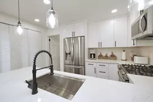 7513 Creekridge Ln, Citrus Heights, CA 95610 - Photo 17