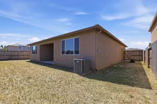 1113 Tributary Wy, Olivehurst, CA 95961 - Photo 39