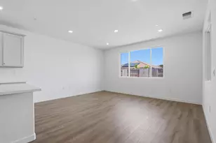 1113 Tributary Wy, Olivehurst, CA 95961 - Photo 13