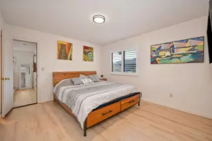 819 Lake Front Dr, Sacramento, CA 95831 - Photo 51