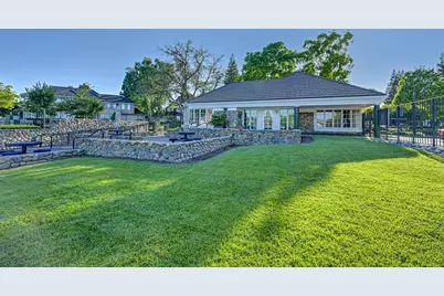 819 Lake Front Drive, Sacramento, CA 95831 - Photo 79