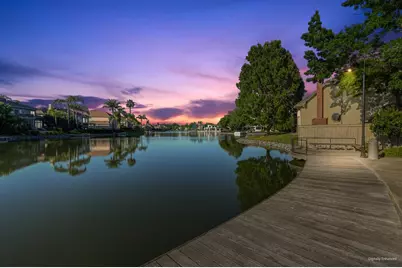 819 Lake Front Drive, Sacramento, CA 95831 - Photo 73