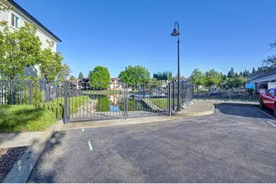 819 Lake Front Drive, Sacramento, CA 95831 - Photo 81