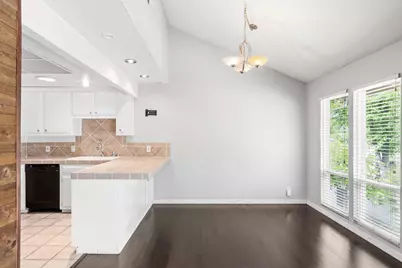 7945 La Riviera Drive, Sacramento, CA 95826 - Photo 9