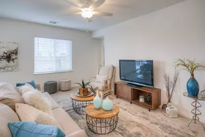 1416 Jim Hines, Olivehurst, CA 95961 - Photo 3