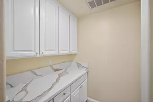 1565 Danbrook Dr, Sacramento, CA 95835 - Photo 13
