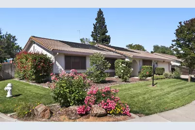 8951 Lansdowne Court, Elk Grove, CA 95624 - Photo 1