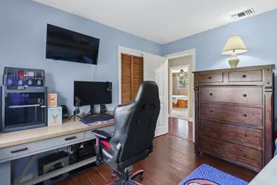 8951 Lansdowne Court, Elk Grove, CA 95624 - Photo 25