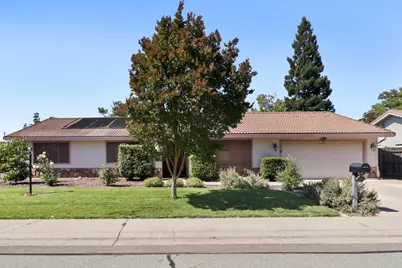 8951 Lansdowne Court, Elk Grove, CA 95624 - Photo 37