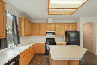 1692 Solaro Way, Manteca, CA 95336 - Photo 7