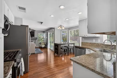 2218 Longview Drive, Roseville, CA 95747 - Photo 9