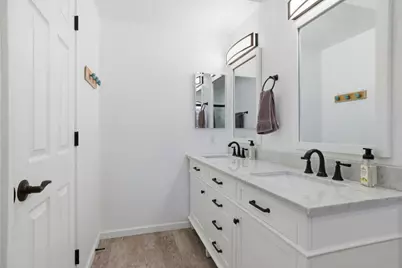 1646 Revere Drive, Roseville, CA 95747 - Photo 37