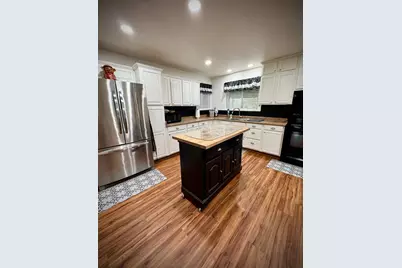 1535 Melrose Avenue, Modesto, CA 95350 - Photo 33