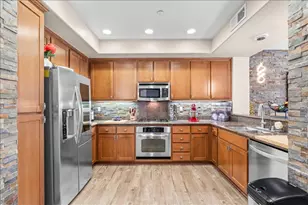 561 Wild Stallion Dr, Oakdale, CA 95361 - Photo 19