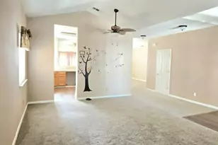1709 Humboldt Ct, Los Banos, CA 93635 - Photo 11