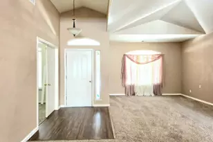 1709 Humboldt Ct, Los Banos, CA 93635 - Photo 7