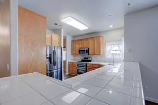 1709 Humboldt Ct, Los Banos, CA 93635 - Photo 13