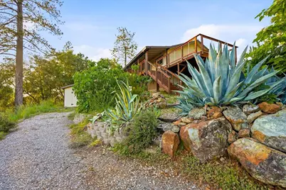 18572 Estrada Place, Grass Valley, CA 95949 - Photo 35