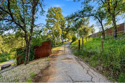 18572 Estrada Place, Grass Valley, CA 95949 - Photo 45